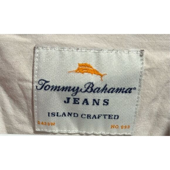 Tommy Bahama Jeans Extra Large (XL) Long Sleeve Island Crafted Button Down Cotto - Picture 6 of 8